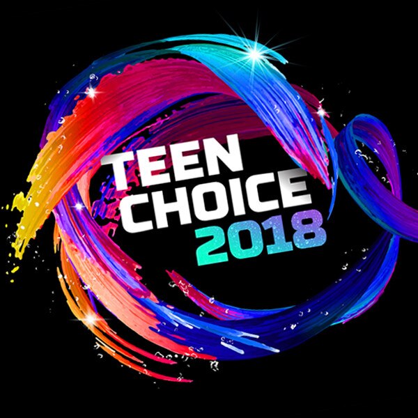 tickets to the teen choice awards Redhead behind hilary